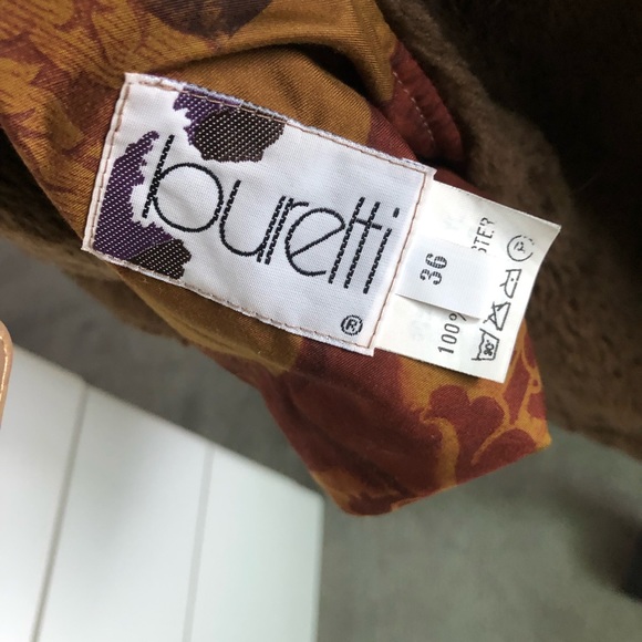 Reversible faux fur coat size Medium - Picture 11 of 14